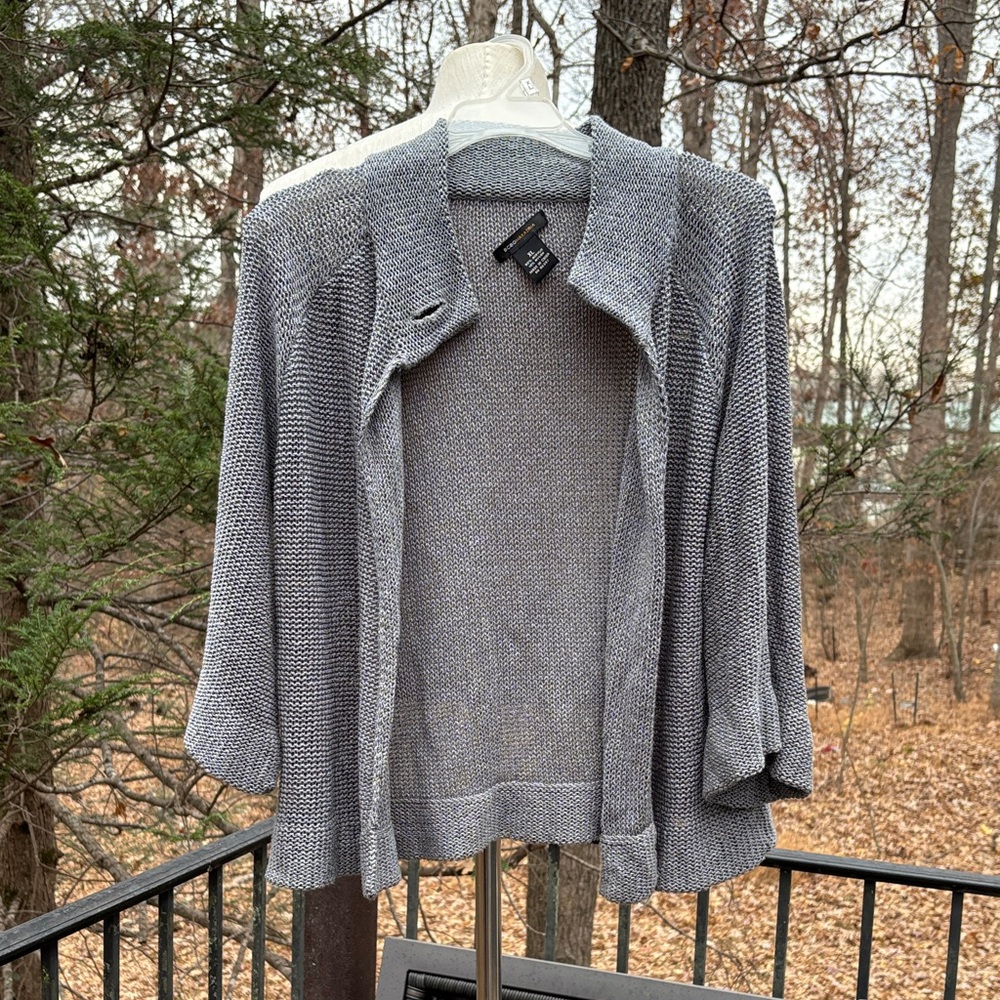 BCBGMaxAzria Textured Gray Knit cardigan 3/4 length bell sleeves sz. XL